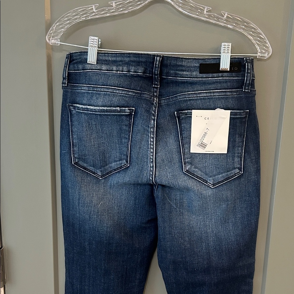 Cello Dark Blue Distressed Skinny Jeans size 7 New!! - Picture 3 of 7